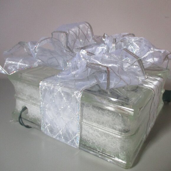 Lighted Glass Block w/ Silver Ribbon Christmas Present - Picture 4 of 6